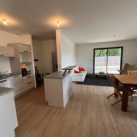 Dom wakacyjny Maison Recente *